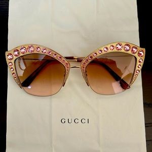 Gucci Cat Eye Gold frame with Pink Swarovski’s Crystals